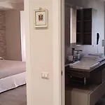 Dimora Il Tulipano 招待所 3*