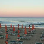 Dimora Il Tulipano 招待所 3*